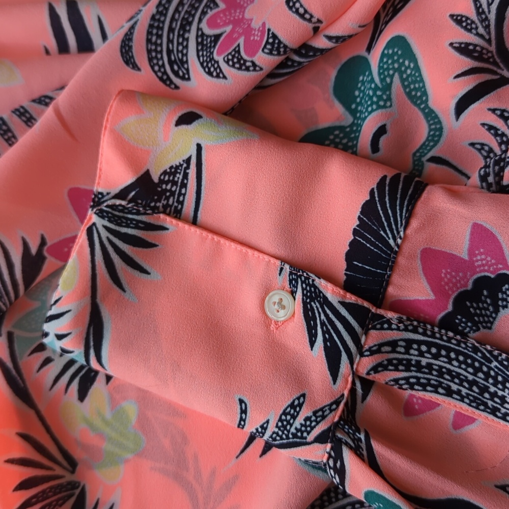Pink Floral Button Up Blouse Women's XS - Picture 7 of 7